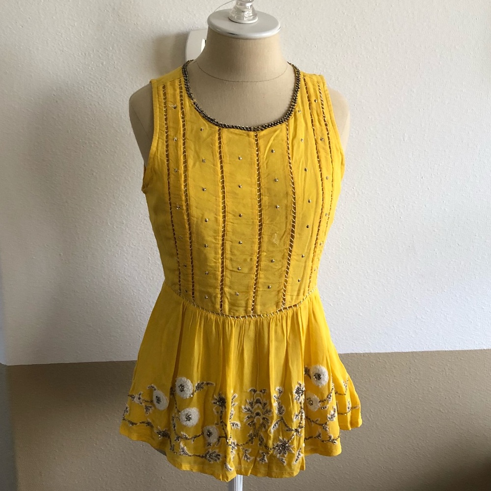 Gorgeous Anthropologie Beaded Top! XS - Maeve